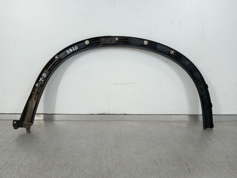 Recambio de aletin trasero derecho para suzuki vitara 1.6 ddis comfort 4x4 referencia OEM IAM 7725154  