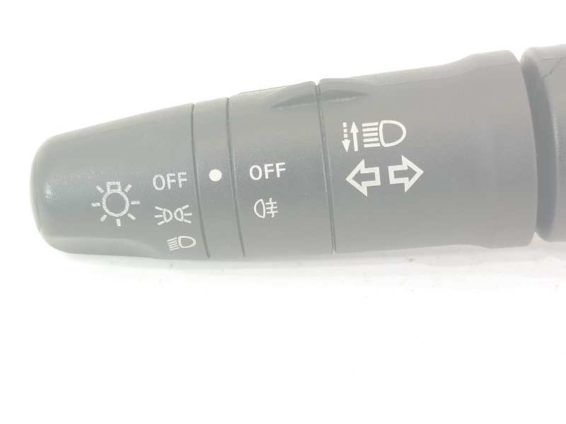 Recambio de mando luces para nissan cabstar 09.06 cabstar 35.xx cabina simple cabina individual referencia OEM IAM   