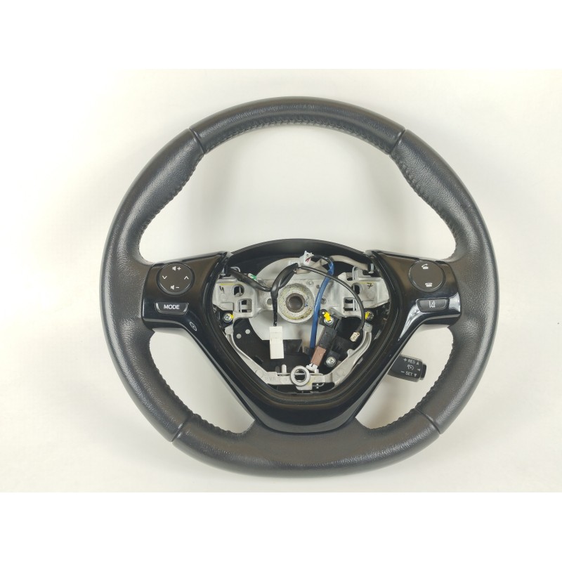 Recambio de volante para toyota aygo x-cite referencia OEM IAM 451000H060  