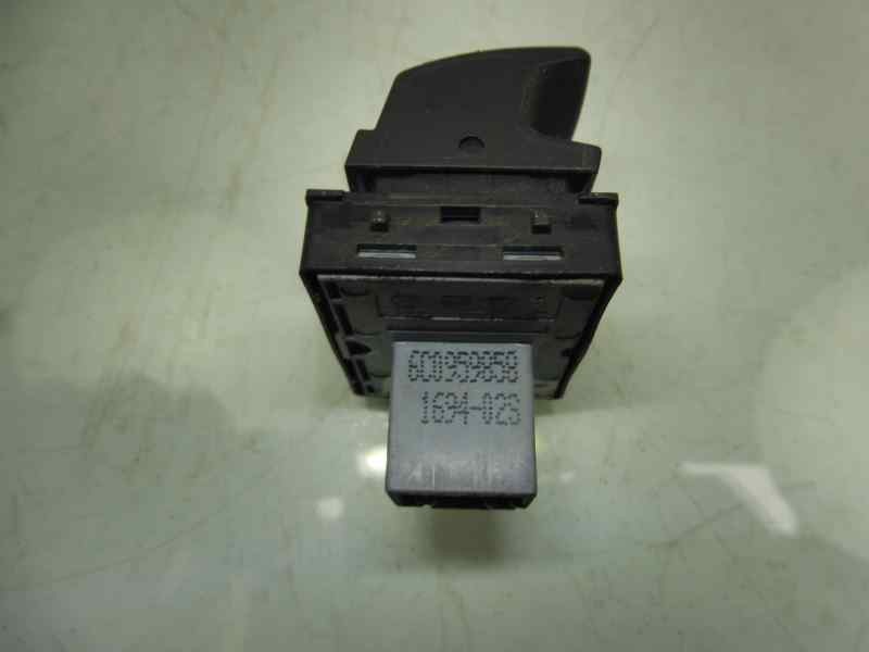 Recambio de mando elevalunas delantero izquierdo para volkswagen polo (6c1) a-polo referencia OEM IAM 6C0959858  
