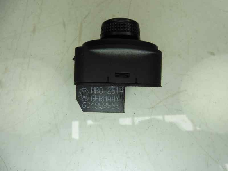 Recambio de mando retrovisor para volkswagen polo (6c1) a-polo referencia OEM IAM 6C1959565  