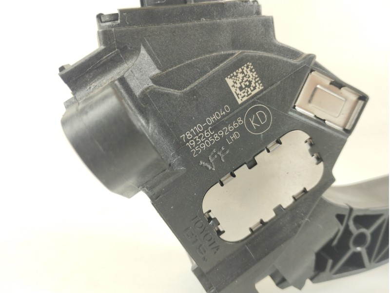 Recambio de potenciometro pedal para toyota aygo x-cite referencia OEM IAM 781100H040  