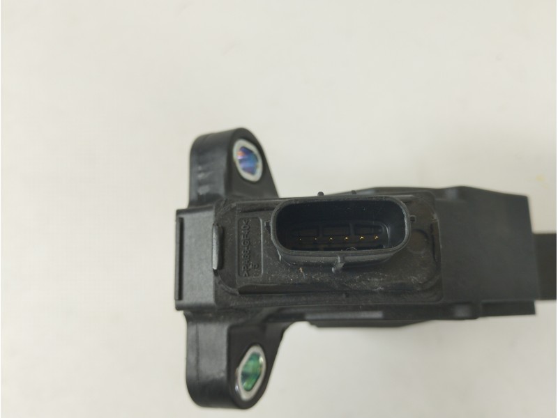 Recambio de potenciometro pedal para toyota aygo x-cite referencia OEM IAM 781100H040  