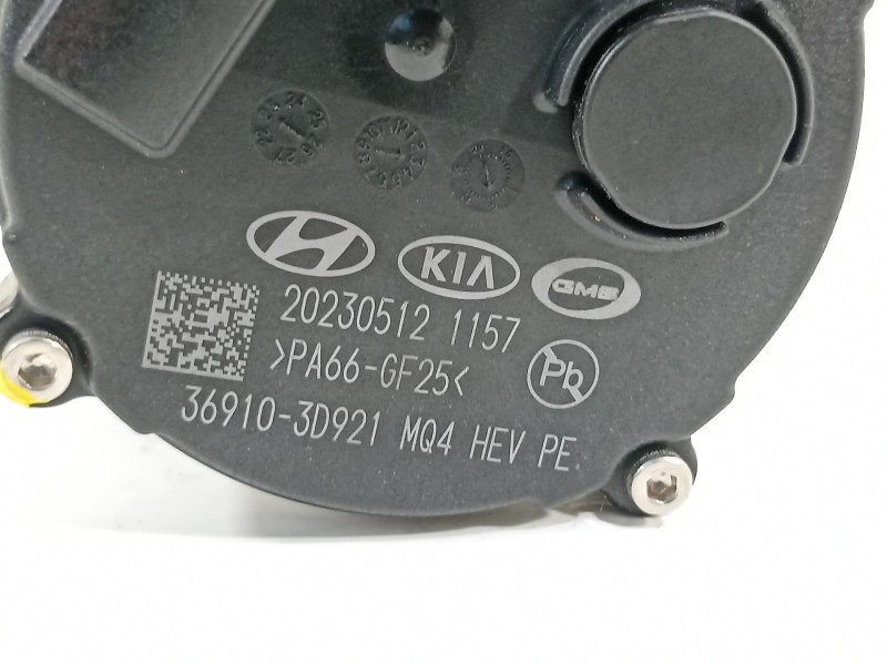 Recambio de bomba agua para kia sorento hev 2023 1.6 tci-gdi referencia OEM IAM 369103D921  