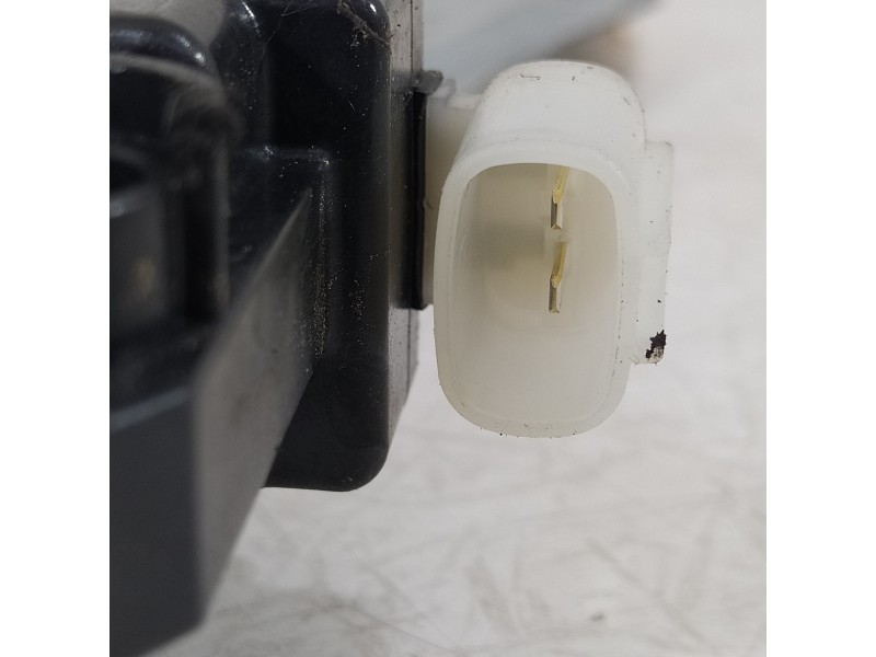 Recambio de elevalunas trasero derecho para suzuki vitara 1.6 ddis comfort 4x4 referencia OEM IAM 8353061M00 2621005680 