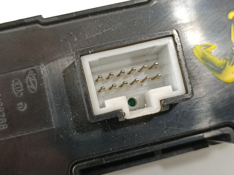 Recambio de warning para kia carens ( ) basic referencia OEM IAM 93790A4000CA 95930A4500WK 95960A4000