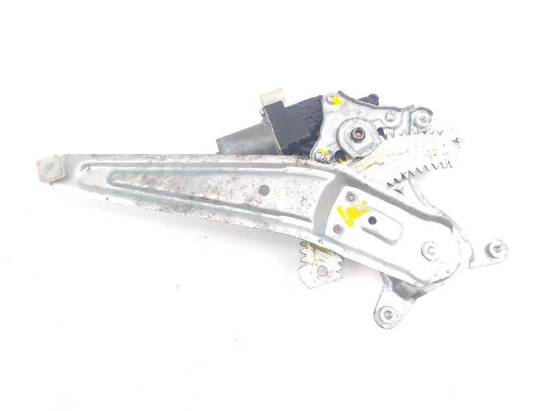 Recambio de elevalunas trasero izquierdo para suzuki vitara 1.6 ddis comfort 4x4 referencia OEM IAM 8356061M00 2621005670 