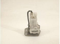 Recambio de cerradura maletero / porton para suzuki swift berlina (mz) gl (3-ptas.) referencia OEM IAM 8251063J00000  