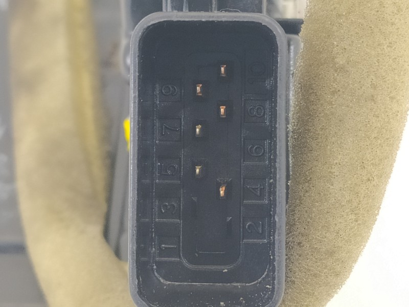 Recambio de cerradura puerta delantera derecha para mazda 3 berlina (bk) 1.6 crdt active referencia OEM IAM BR5S58310B  