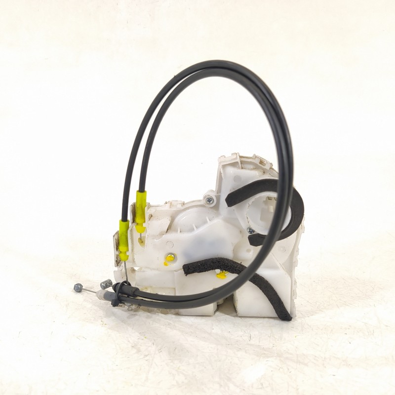 Recambio de cerradura puerta trasera derecha para suzuki vitara 1.6 ddis comfort 4x4 referencia OEM IAM 8230154P01  