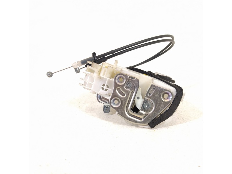 Recambio de cerradura puerta trasera derecha para suzuki vitara 1.6 ddis comfort 4x4 referencia OEM IAM 8230154P01  