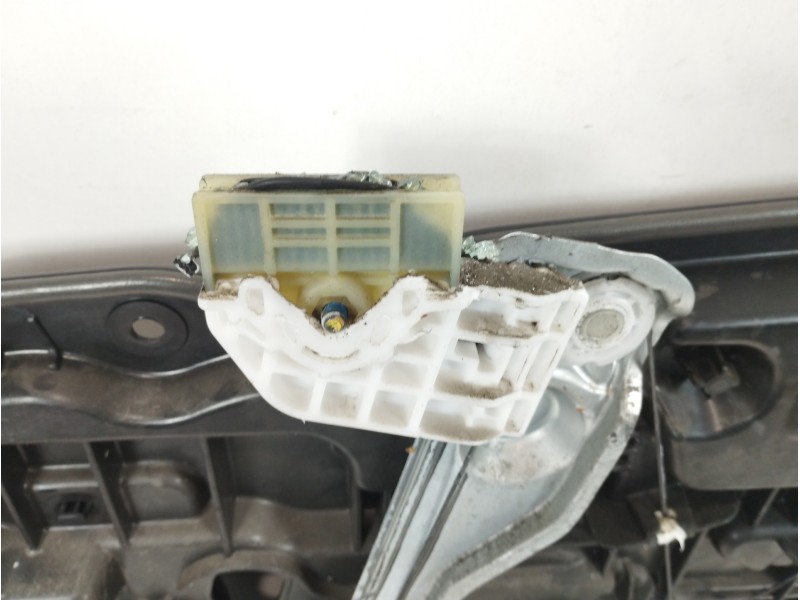 Recambio de elevalunas delantero izquierdo para kia cee´d concept referencia OEM IAM 82470A2301 82450A2010 