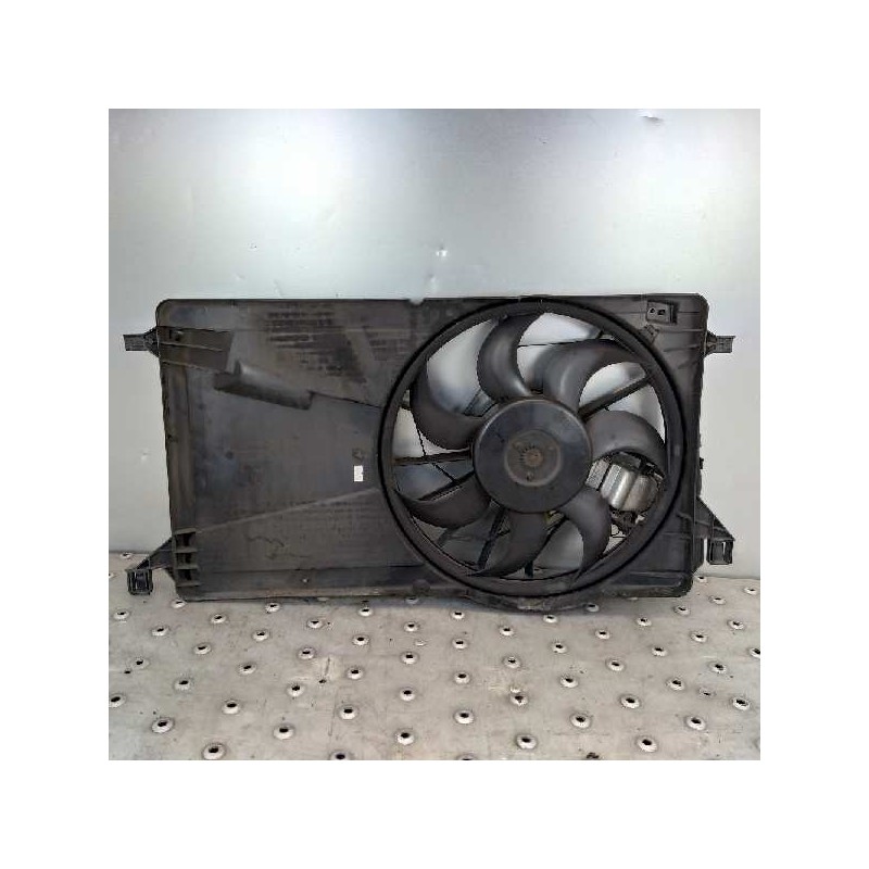Recambio de electroventilador para mazda 3 berlina (bk) 1.6 crdt active referencia OEM IAM 3M5H8C607XF 0130307146 1137328558