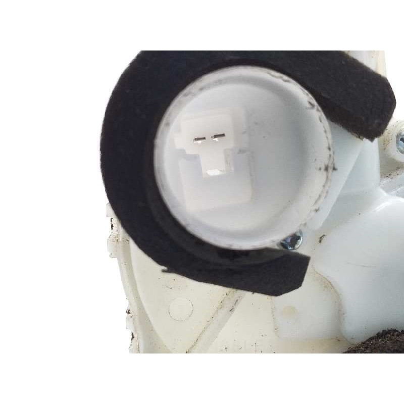 Recambio de cerradura puerta trasera izquierda para suzuki vitara 1.6 ddis comfort 4x4 referencia OEM IAM 8230254P01  
