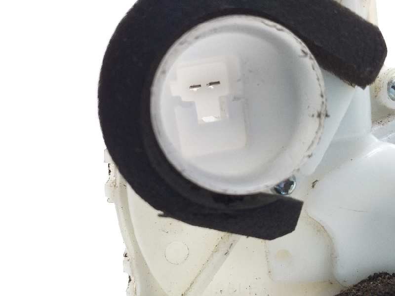 Recambio de cerradura puerta trasera izquierda para suzuki vitara 1.6 ddis comfort 4x4 referencia OEM IAM 8230254P01  