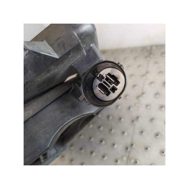 Recambio de electroventilador para mazda 3 berlina (bk) 1.6 crdt active referencia OEM IAM 3M5H8C607XF 0130307146 1137328558