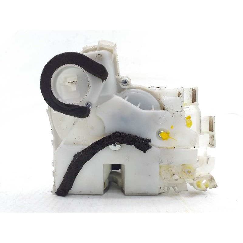 Recambio de cerradura puerta trasera izquierda para suzuki vitara 1.6 ddis comfort 4x4 referencia OEM IAM 8230254P01  