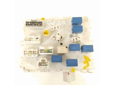 Recambio de caja reles / fusibles para suzuki vitara 1.6 ddis comfort 4x4 referencia OEM IAM AA0A4880   2