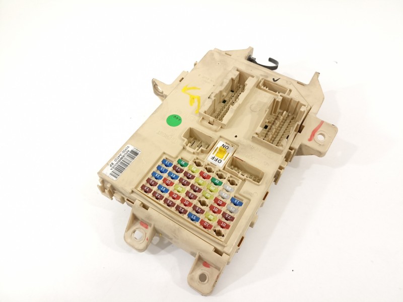 Recambio de caja reles / fusibles para kia carens ( ) basic referencia OEM IAM 91950A4510  