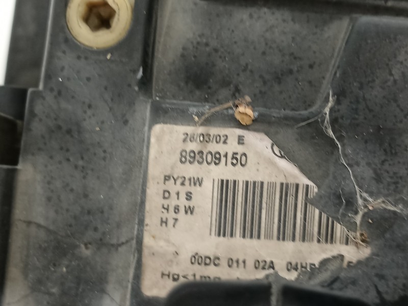 Recambio de faro izquierdo para audi a4 berlina (8e) 2.5 tdi (114kw) referencia OEM IAM 8E0941003S  