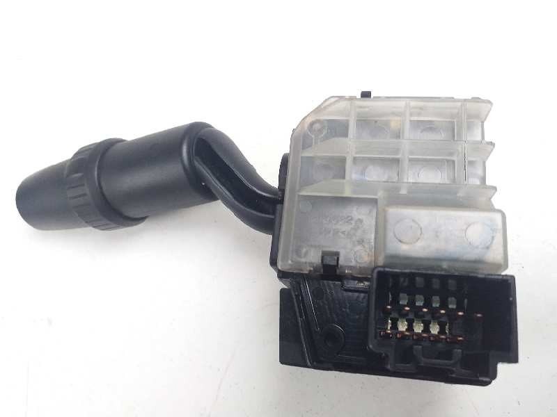 Recambio de mando limpia para mazda 3 berlina (bk) 1.6 crdt active referencia OEM IAM BP4K66128  