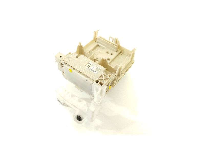 Recambio de caja reles / fusibles para toyota aygo x-cite referencia OEM IAM 827300H040A  