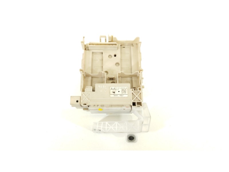 Recambio de caja reles / fusibles para toyota aygo x-cite referencia OEM IAM 827300H040A  
