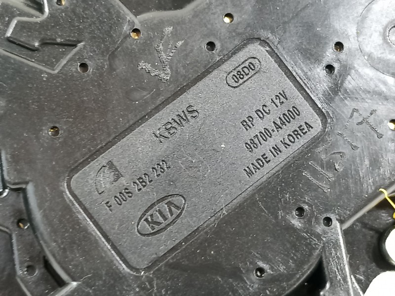 Recambio de motor limpia trasero para kia carens ( ) basic referencia OEM IAM 98700A4000  