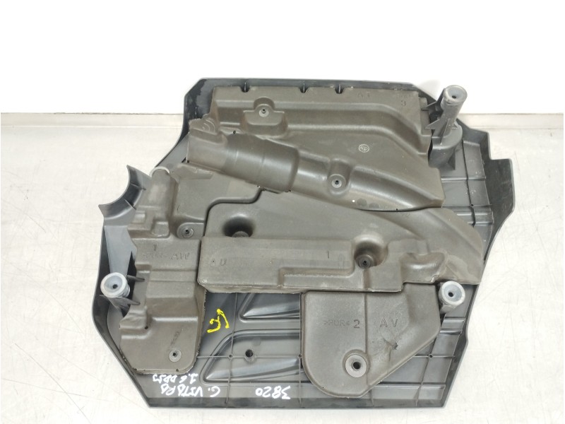 Recambio de tapa motor para suzuki vitara 1.6 ddis comfort 4x4 referencia OEM IAM   