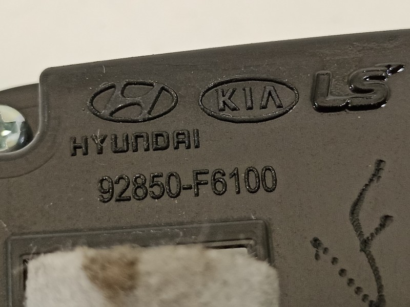 Recambio de luz interior para kia sorento hev 2023 1.6 tci-gdi referencia OEM IAM 92850F6100  
