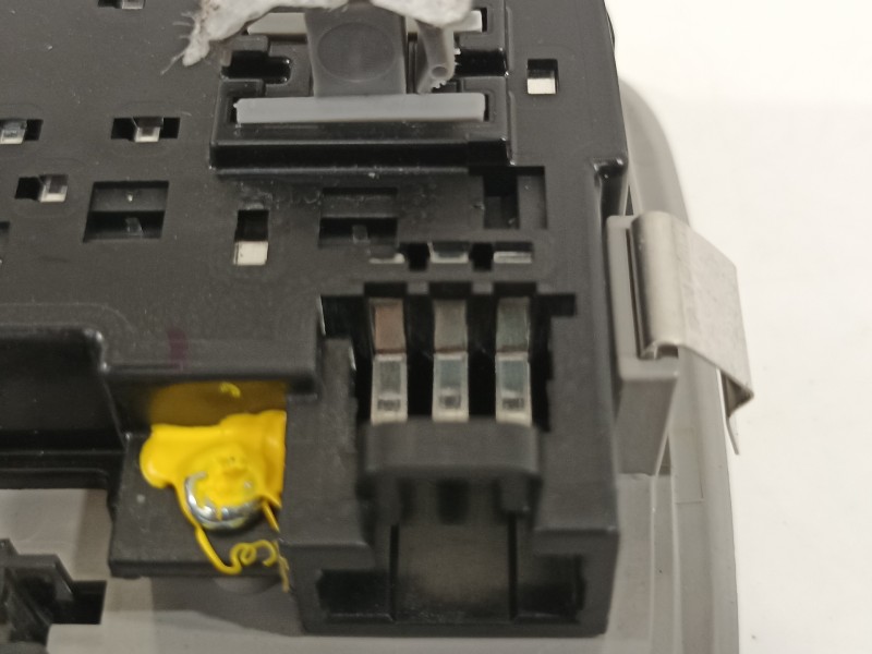 Recambio de luz interior para kia sorento hev 2023 1.6 tci-gdi referencia OEM IAM 92850F6100  