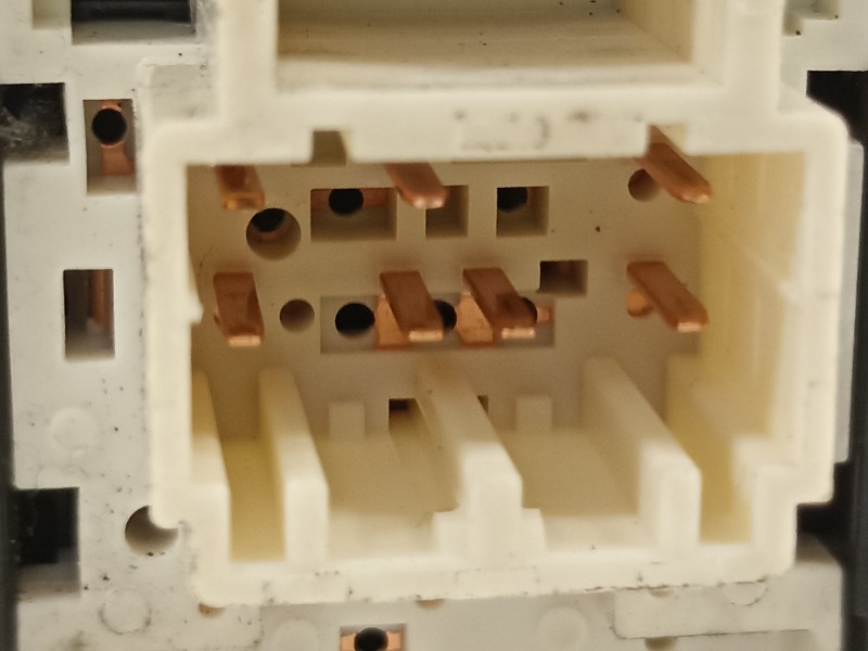 Recambio de mando retrovisor para kia carens ( ) basic referencia OEM IAM 93540A4010  