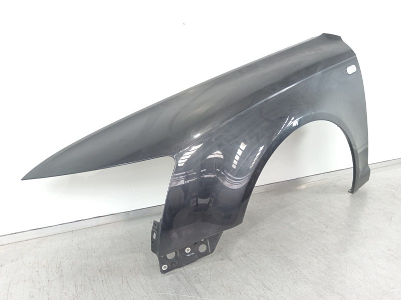 Recambio de aleta delantera izquierda para audi a6 berlina (4f2) 2.0 tdi referencia OEM IAM   