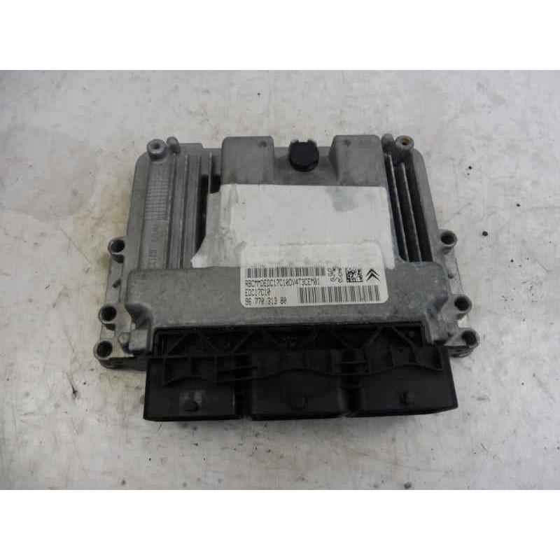 Recambio de centralita motor uce para peugeot 206+ básico referencia OEM IAM 9677031380 EDC17C10 