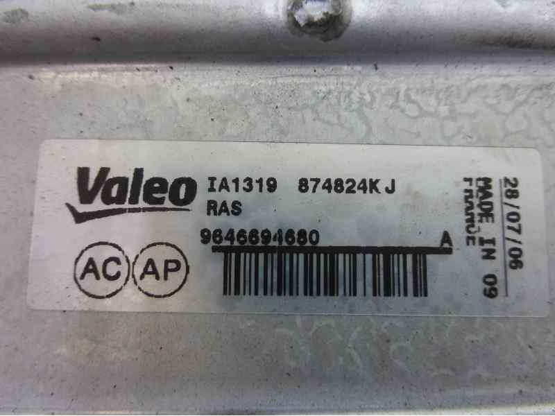 Recambio de intercooler para peugeot 307 (s1) xr clim plus referencia OEM IAM 9646694680   Recambio de intercooler para peugeot 307 (s1) xr clim plus referencia OEM IAM 9646694680