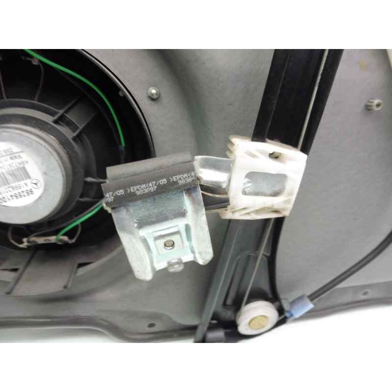 Recambio de elevalunas delantero izquierdo para mercedes-benz clase b (w245) 180 cdi (245.207) referencia OEM IAM A1697202779  