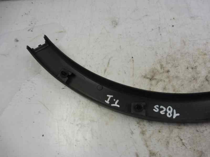 Recambio de aletin trasero izquierdo para ford kuga (cbv) trend referencia OEM IAM 8V41S286D03AC  