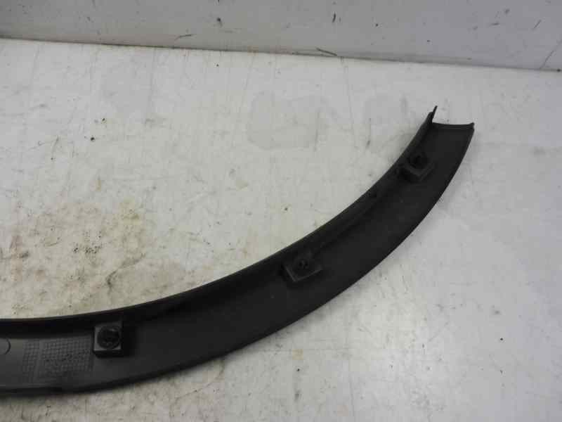 Recambio de aletin trasero izquierdo para ford kuga (cbv) trend referencia OEM IAM 8V41S286D03AC  