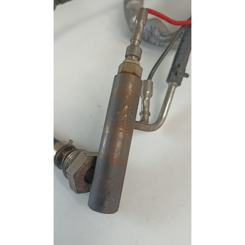 Recambio de inyector para ford transit caja cerrada ´06 2.2 tdci cat referencia OEM IAM 04L131113J  