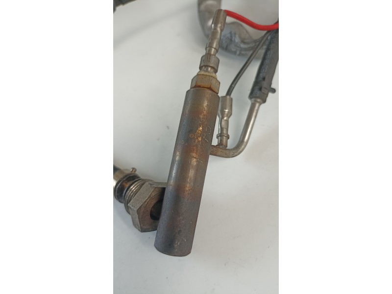 Recambio de inyector para ford transit caja cerrada ´06 2.2 tdci cat referencia OEM IAM 04L131113J  