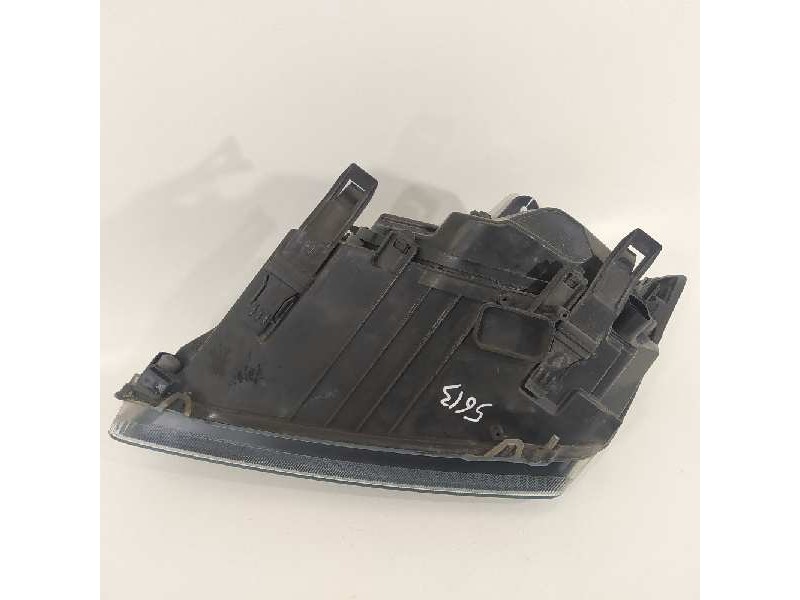 Recambio de faro derecho para ford focus berlina (cap) sport referencia OEM IAM 4M5113W029JB  