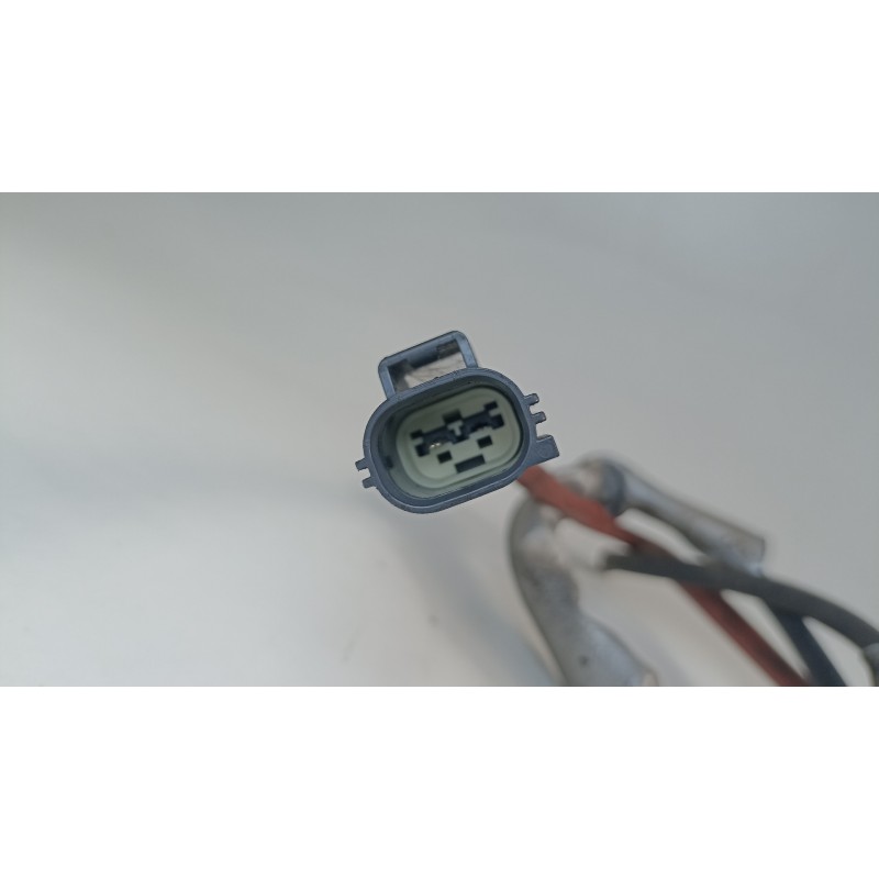 Recambio de inyector para ford transit caja cerrada ´06 2.2 tdci cat referencia OEM IAM 04L131113J  