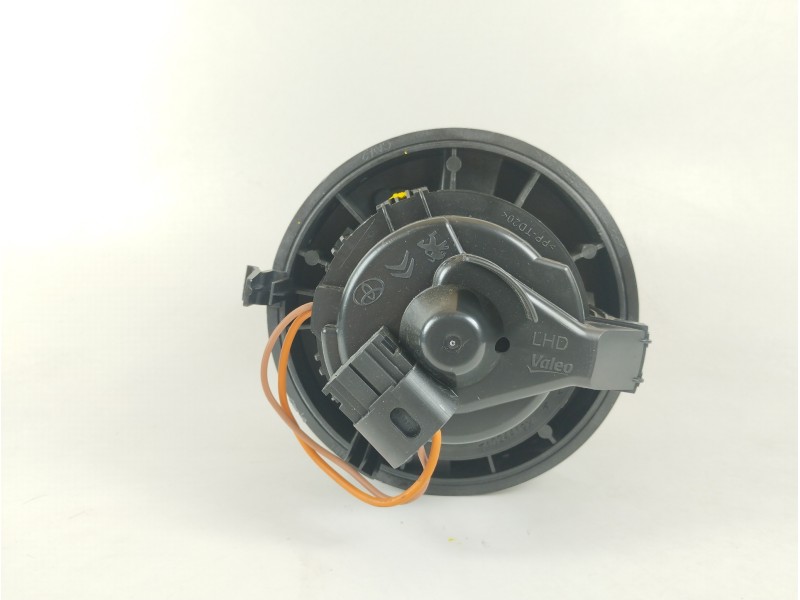 Recambio de ventilador calefaccion para toyota aygo x-cite referencia OEM IAM T918262  