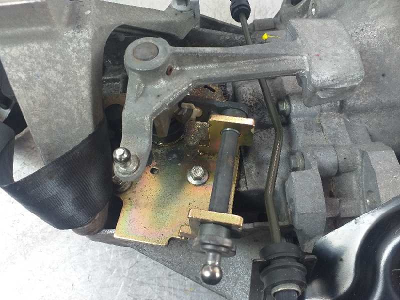 Recambio de caja cambios para ford focus berlina (cap) sport referencia OEM IAM 3M5R7002YF 3M5R T1GD2