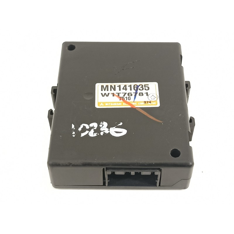 Recambio de modulo electronico para citroën c-crosser xtr referencia OEM IAM MN141635  