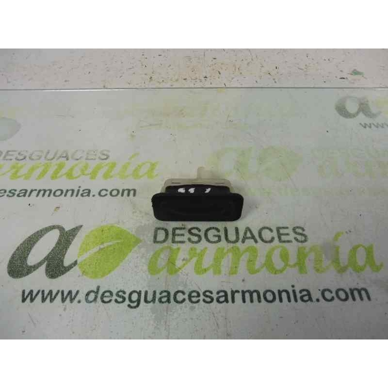 Recambio de maneta exterior porton para renault clio iv authentique referencia OEM IAM 8200395515  