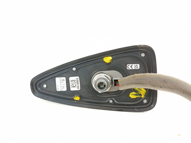 Recambio de antena para kia sorento hev 2023 1.6 tci-gdi referencia OEM IAM 96210P2400B4U  