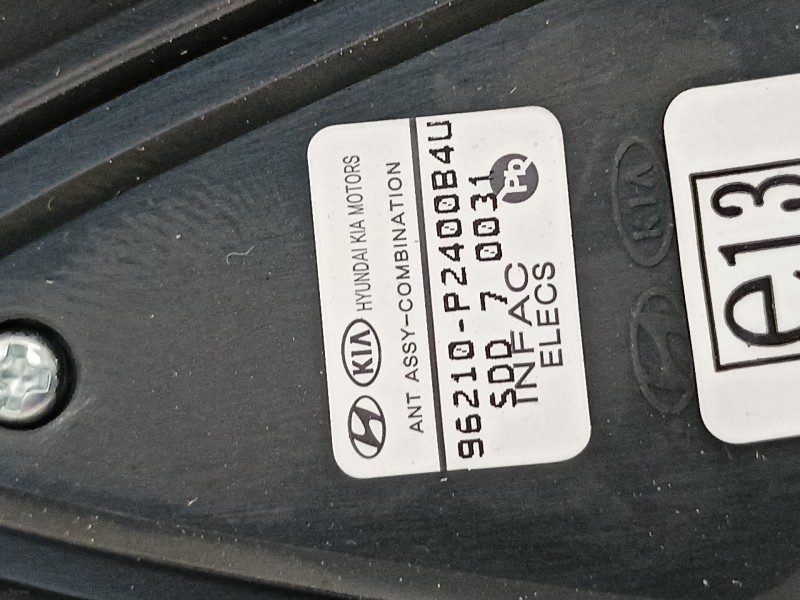 Recambio de antena para kia sorento hev 2023 1.6 tci-gdi referencia OEM IAM 96210P2400B4U  