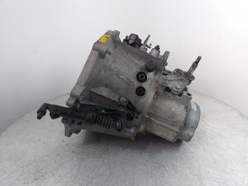 Recambio de caja cambios para peugeot 308 confort referencia OEM IAM 20DM75  
