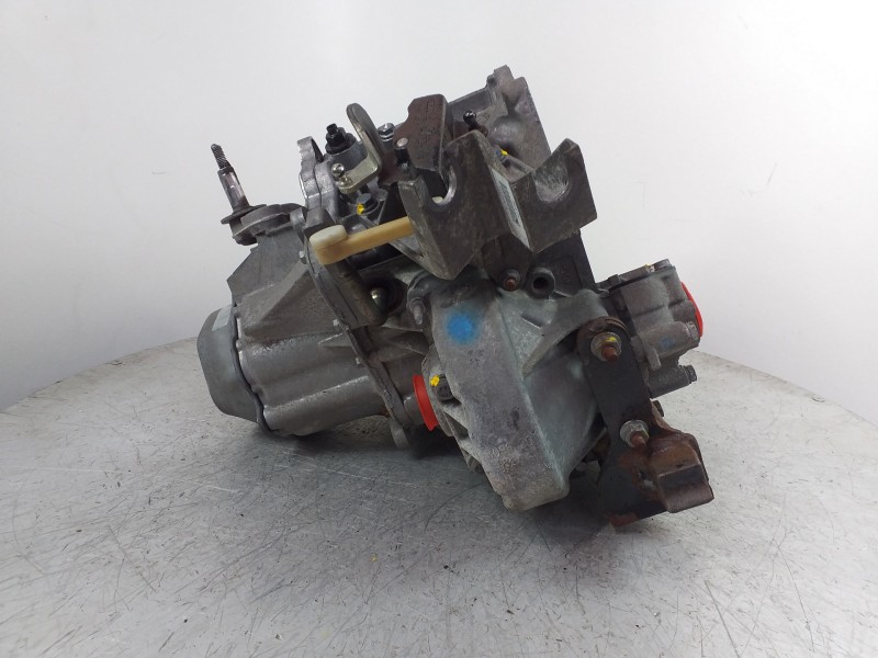 Recambio de caja cambios para peugeot 308 confort referencia OEM IAM 20DM75  